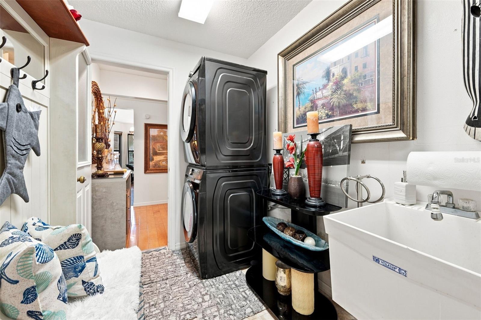 8136 GOLF CLUB CT — photo 42