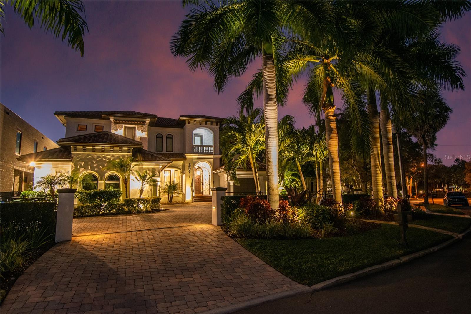 5211 W NEPTUNE WAY — photo 98