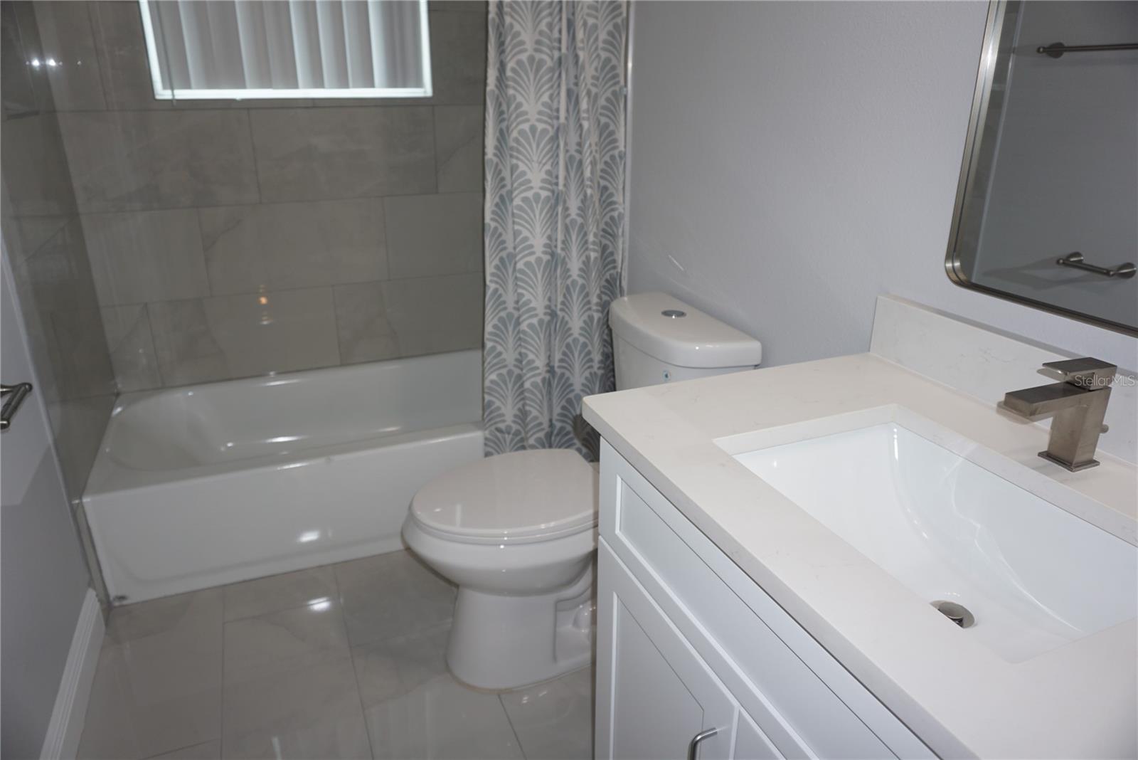 12572 TREE ST — photo 15