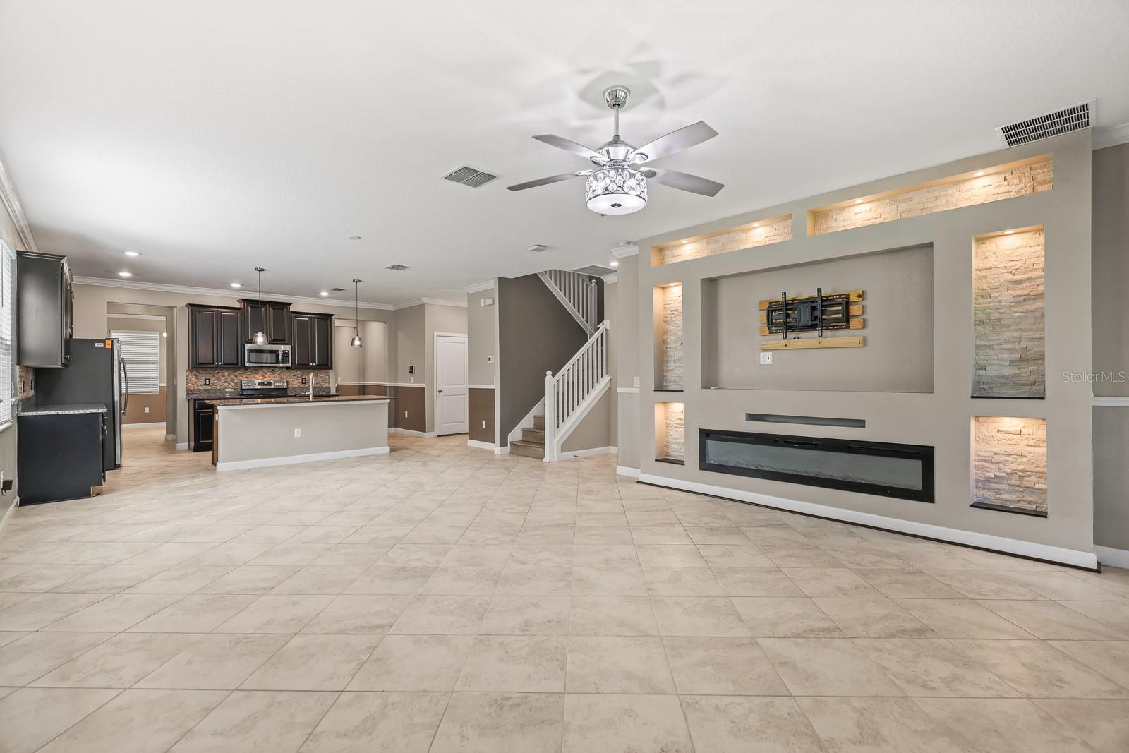 9650 IVORY DR — photo 16