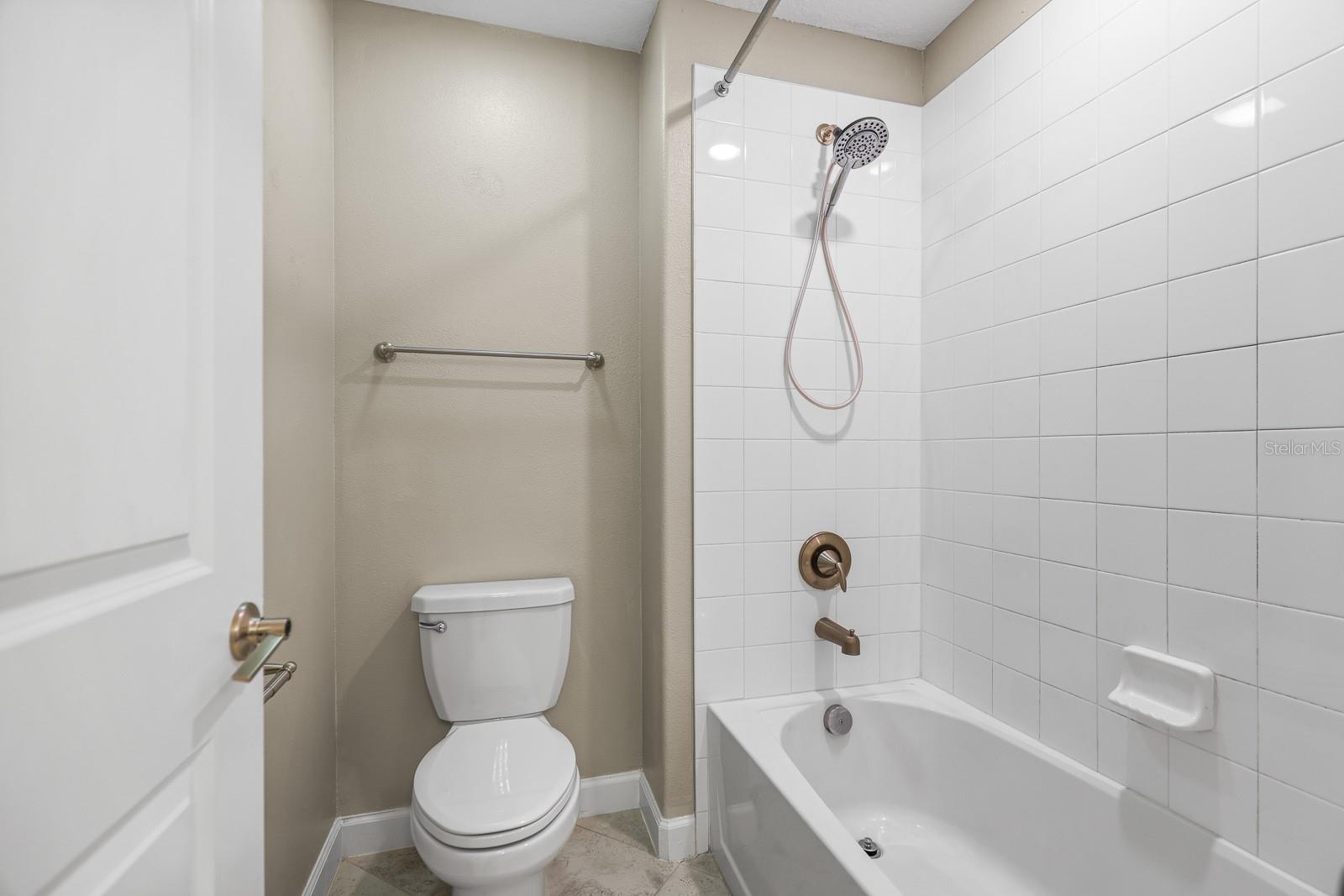 9650 IVORY DR — photo 33