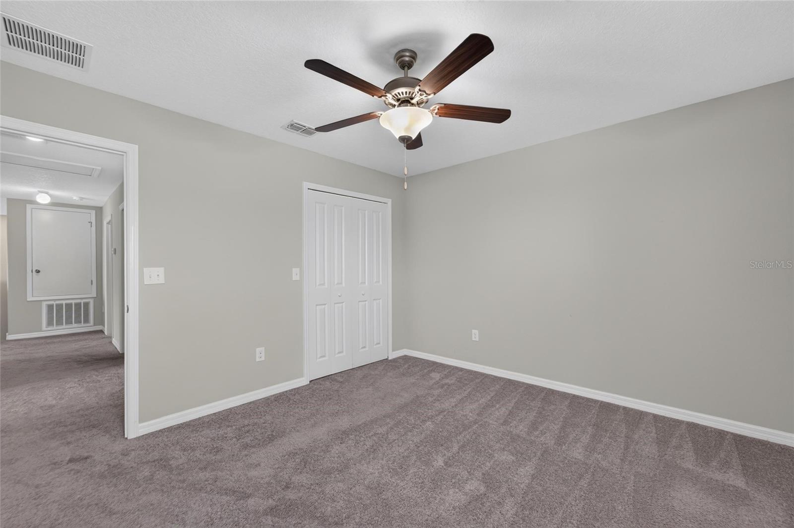 215 ENGLISH HERITAGE PL — photo 56