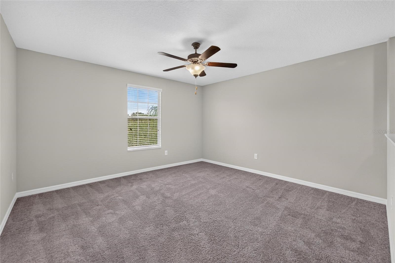 215 ENGLISH HERITAGE PL — photo 41