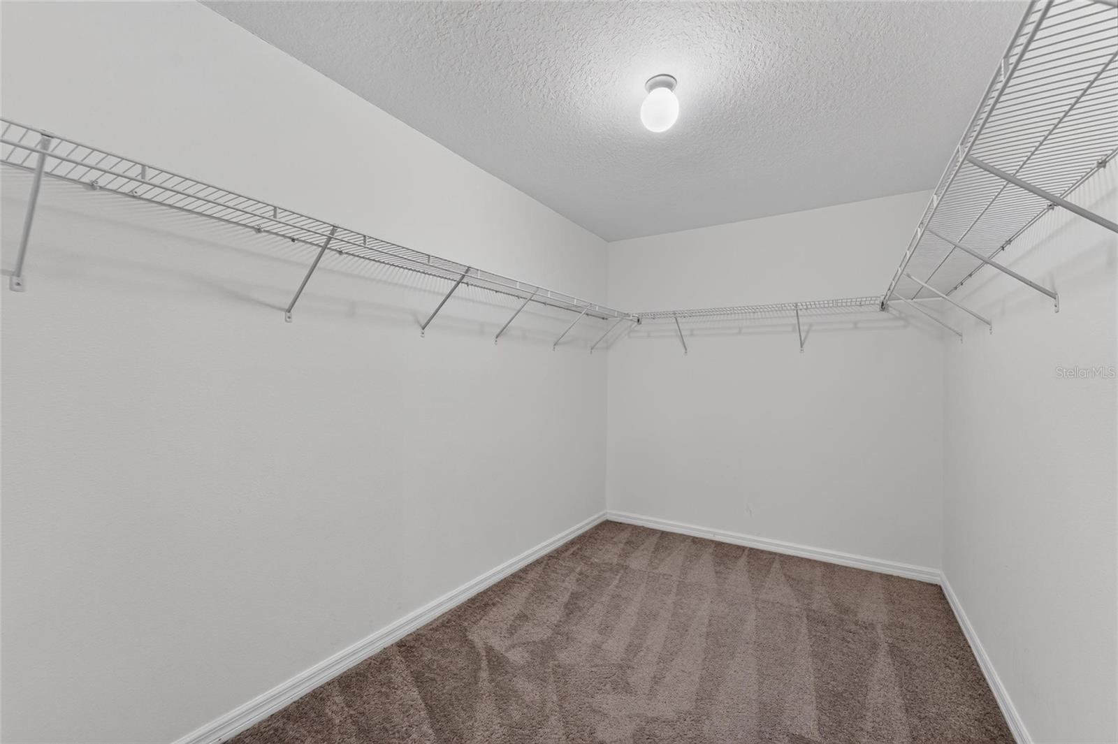 215 ENGLISH HERITAGE PL — photo 52