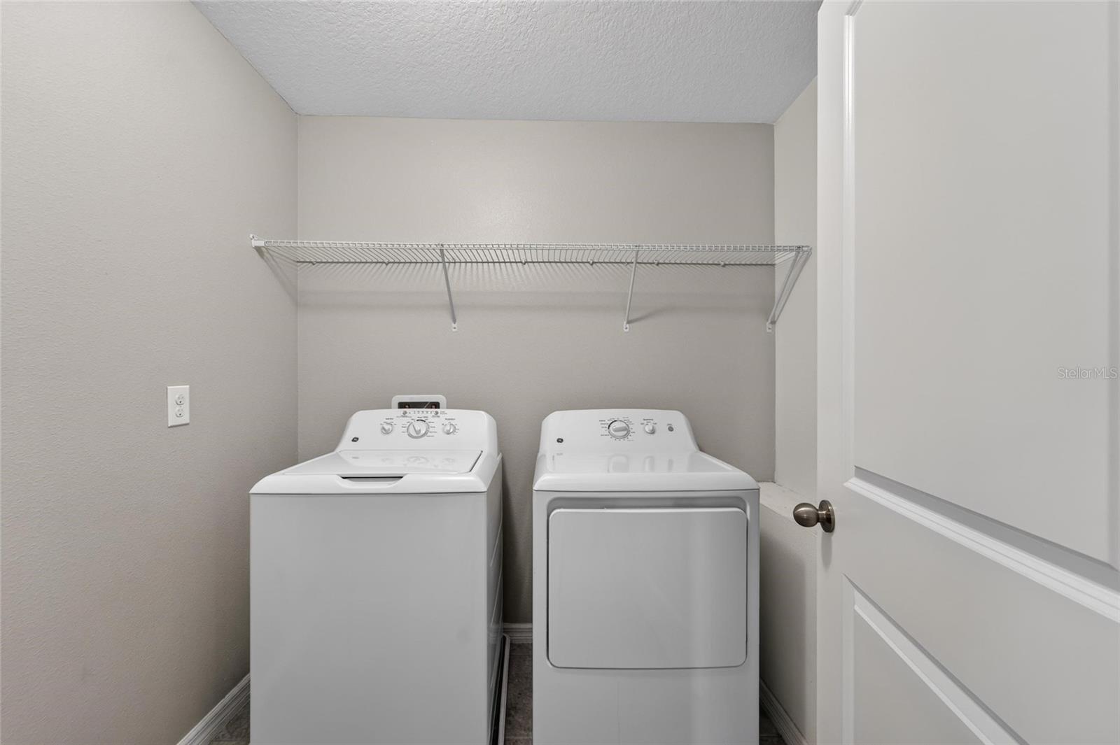 215 ENGLISH HERITAGE PL — photo 53