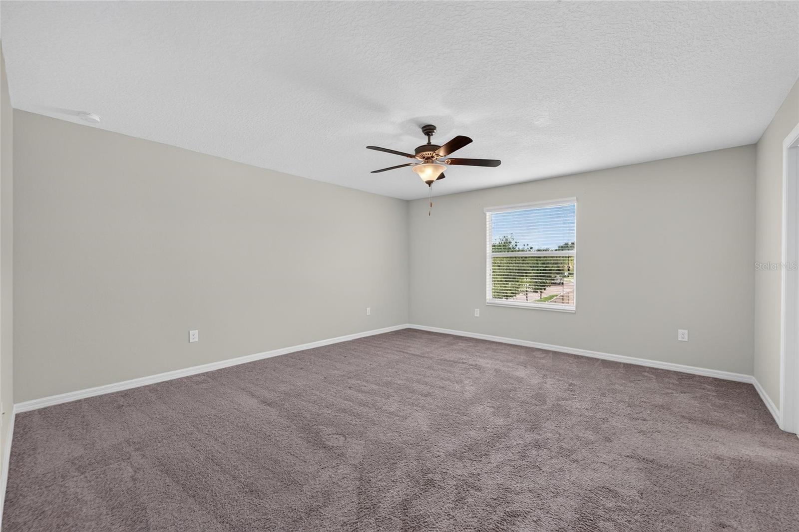 215 ENGLISH HERITAGE PL — photo 44