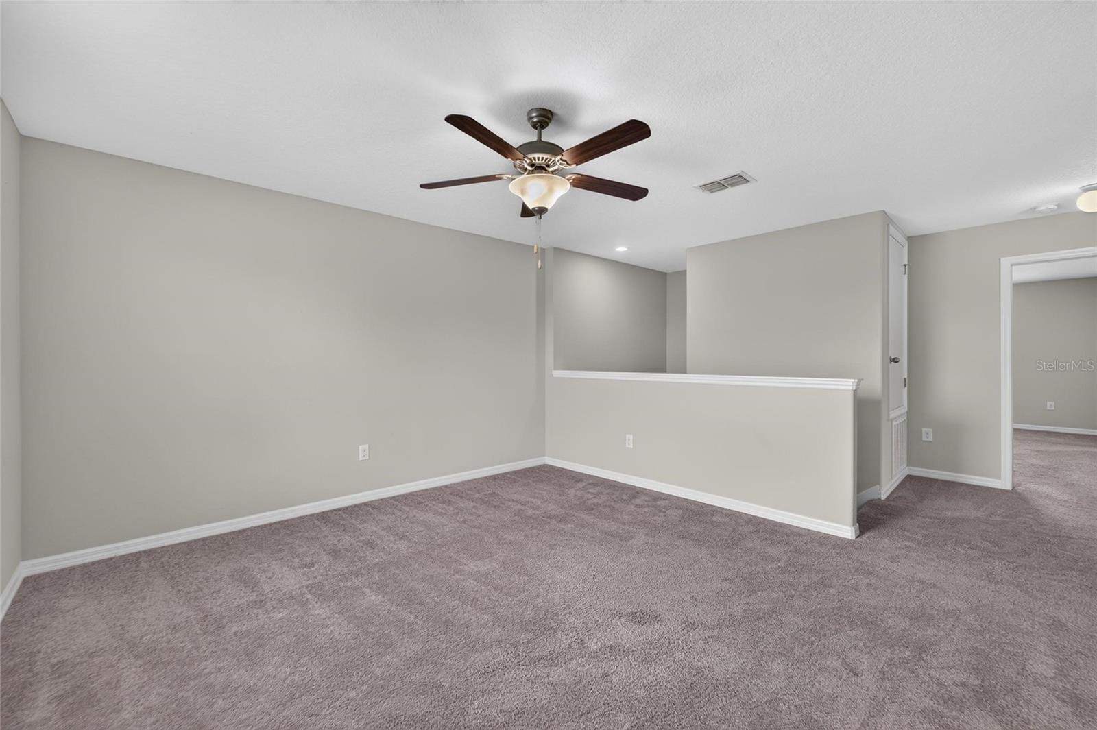 215 ENGLISH HERITAGE PL — photo 42