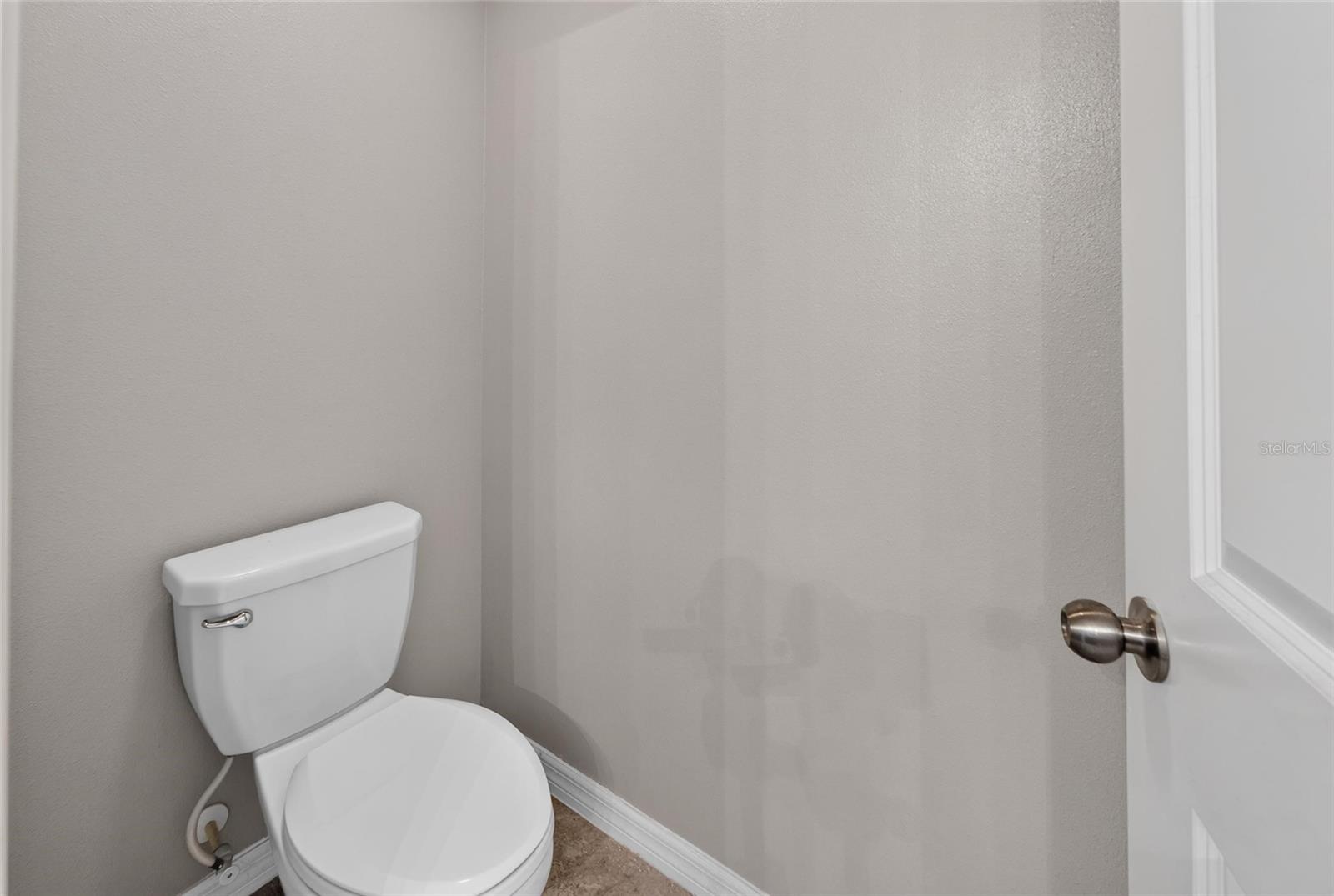 215 ENGLISH HERITAGE PL — photo 51