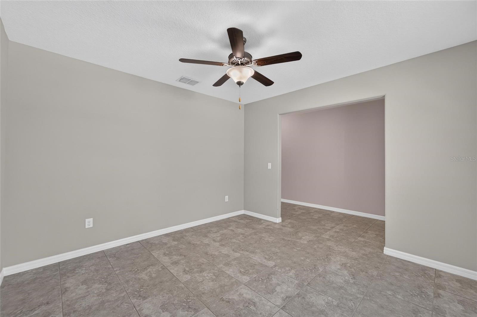 215 ENGLISH HERITAGE PL — photo 19