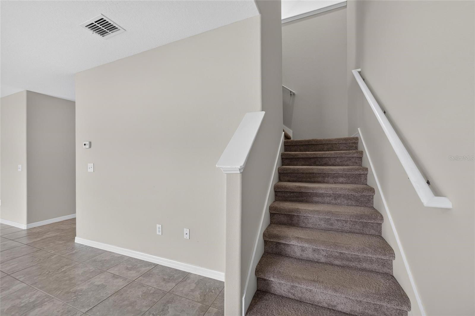 215 ENGLISH HERITAGE PL — photo 38