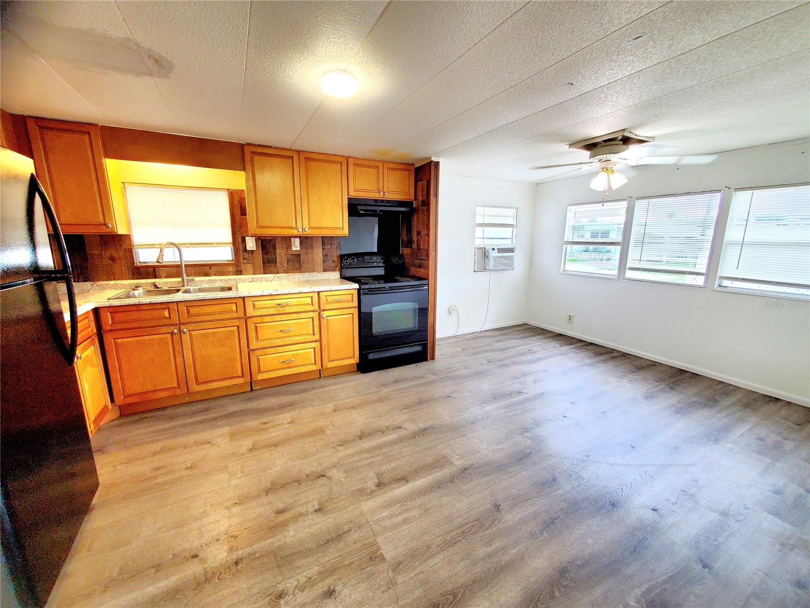 1908 SHADY COVE DR — photo 8
