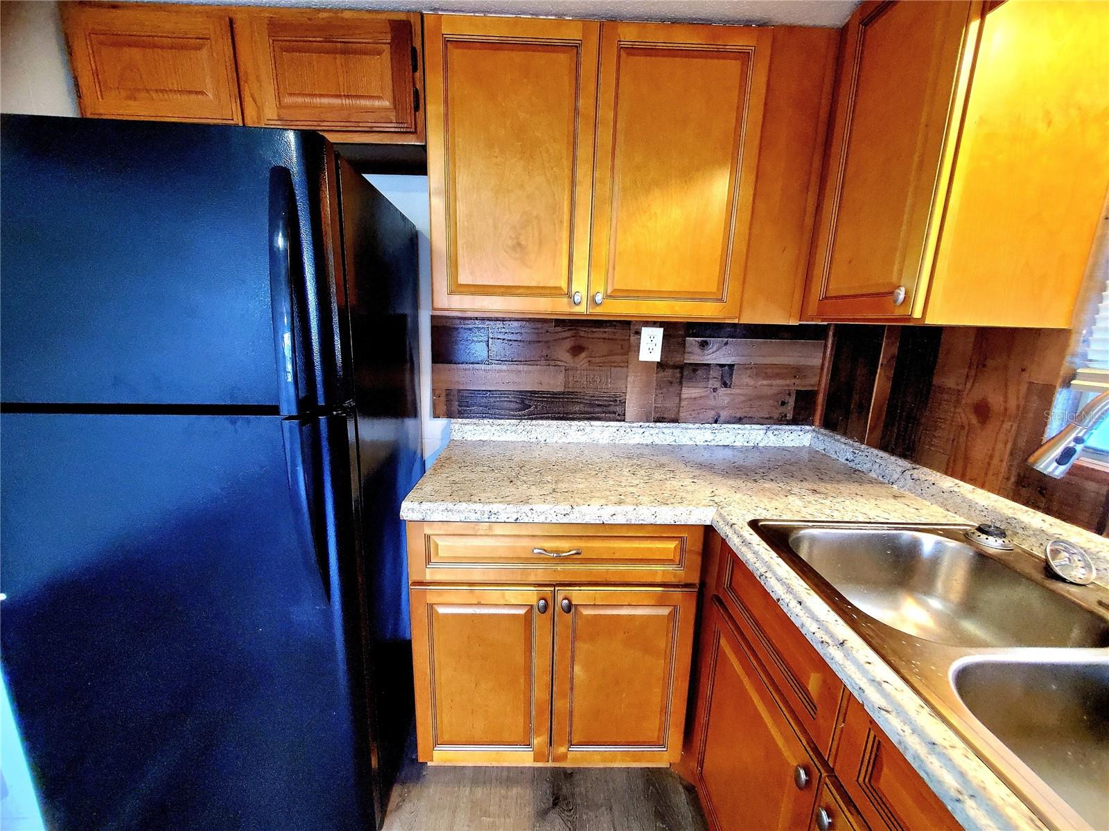 1908 SHADY COVE DR — photo 11