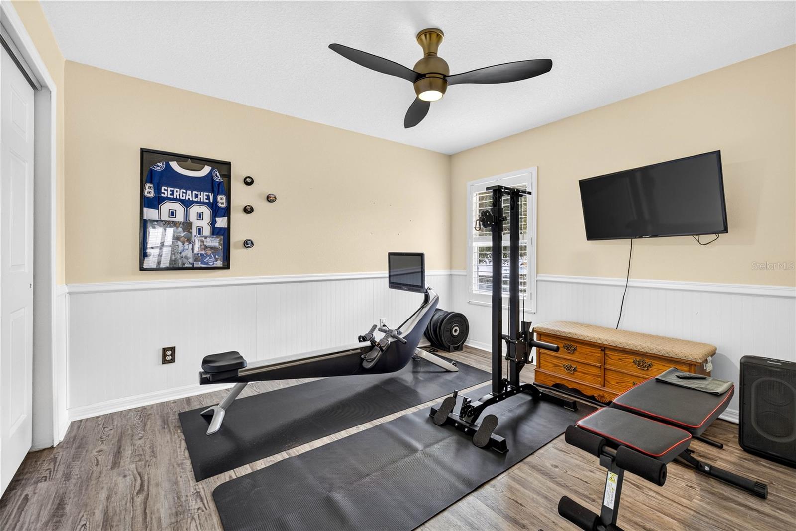 3351 LINTOWER DR — photo 25
