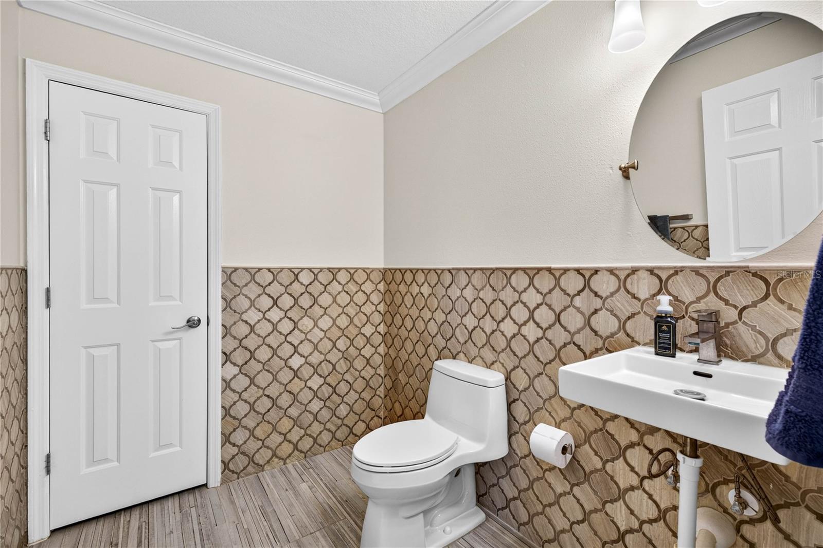 3351 LINTOWER DR — photo 21