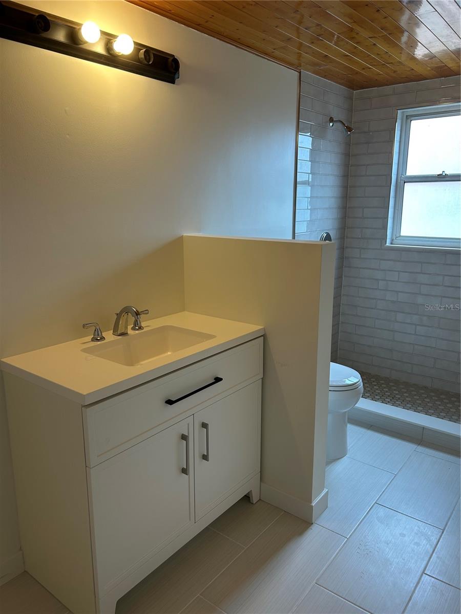7011 PLACE DE LA PAIX #1A — photo 14