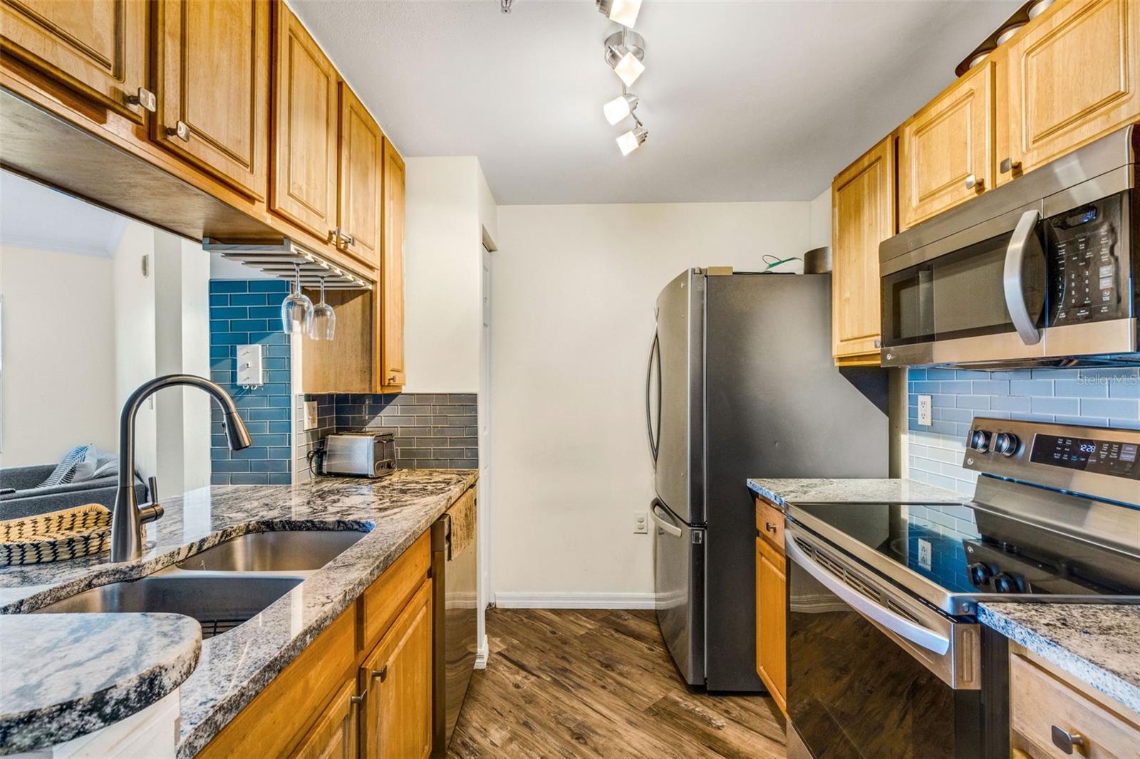 5601 BENTGRASS DR #10-202 — photo 9