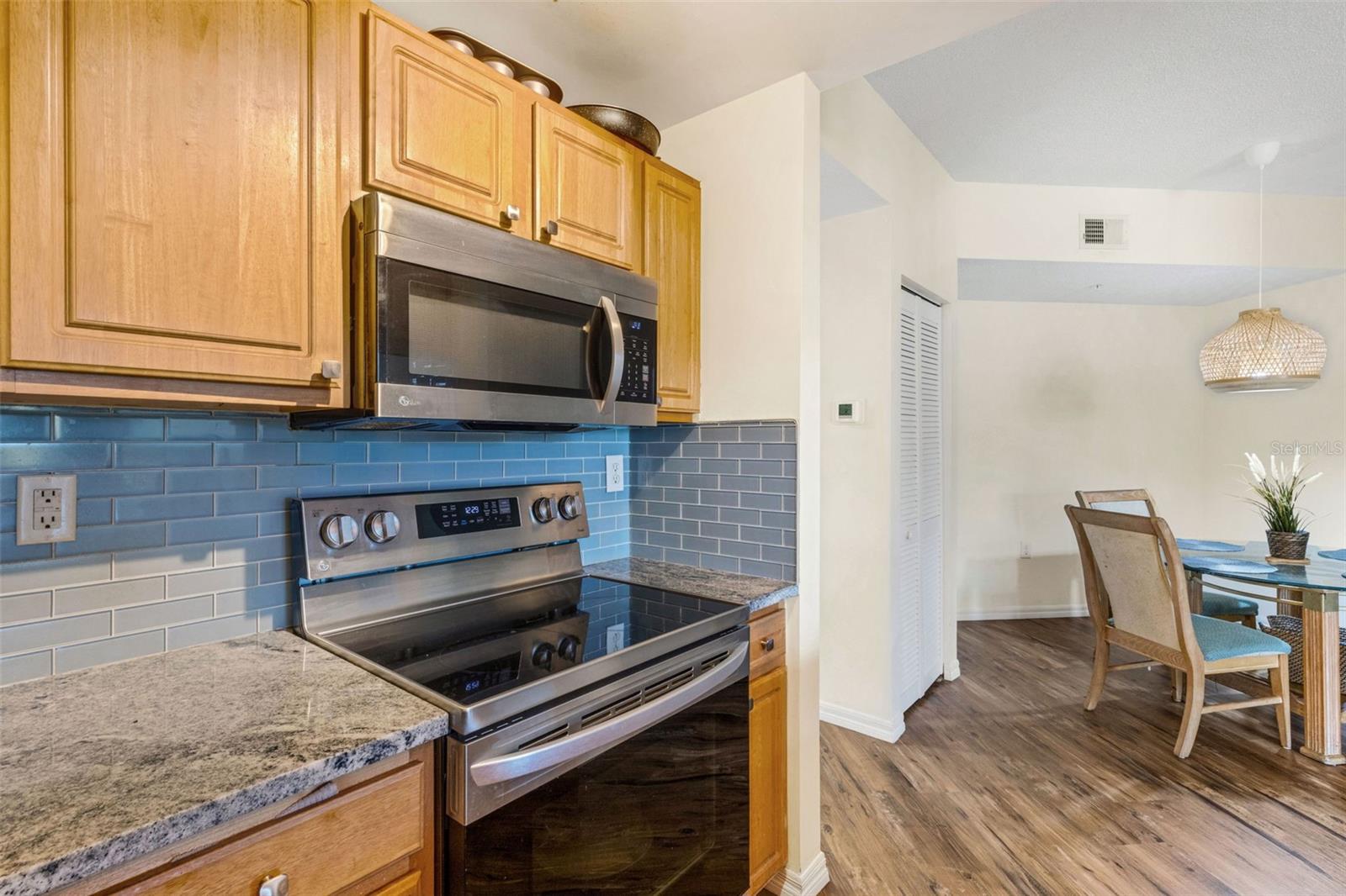 5601 BENTGRASS DR #10-202 — photo 8