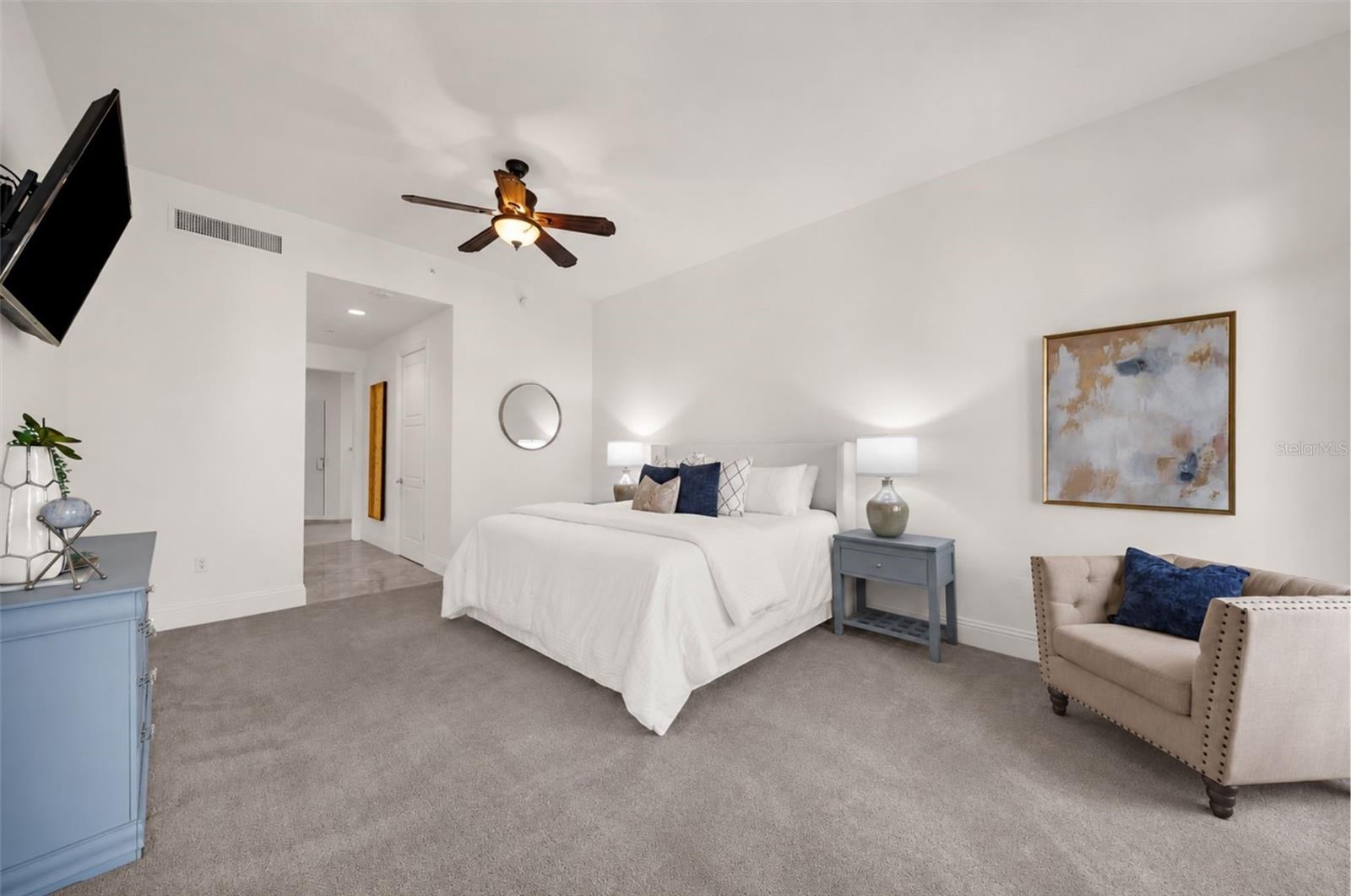 11 BAYMONT ST #308 — photo 22