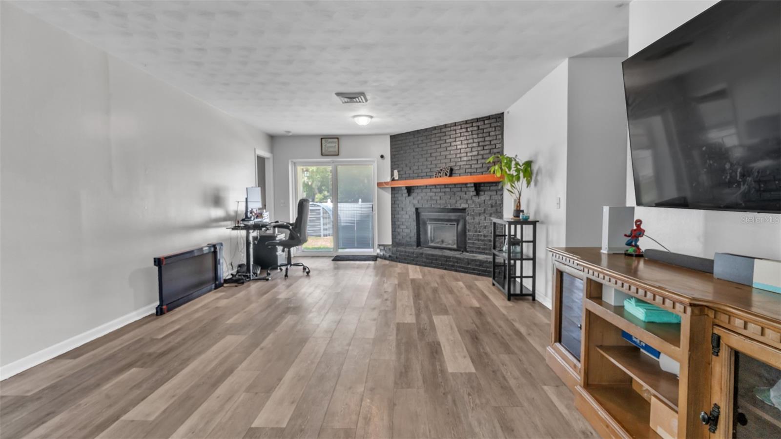 1002 KAY JEAN DR — photo 31