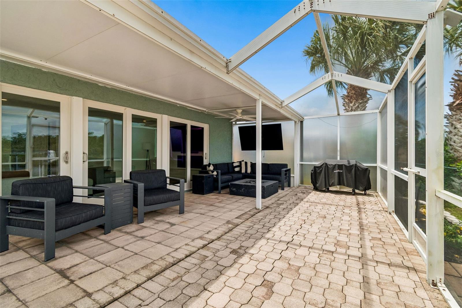 1166 CHANCELLOR DR — photo 65