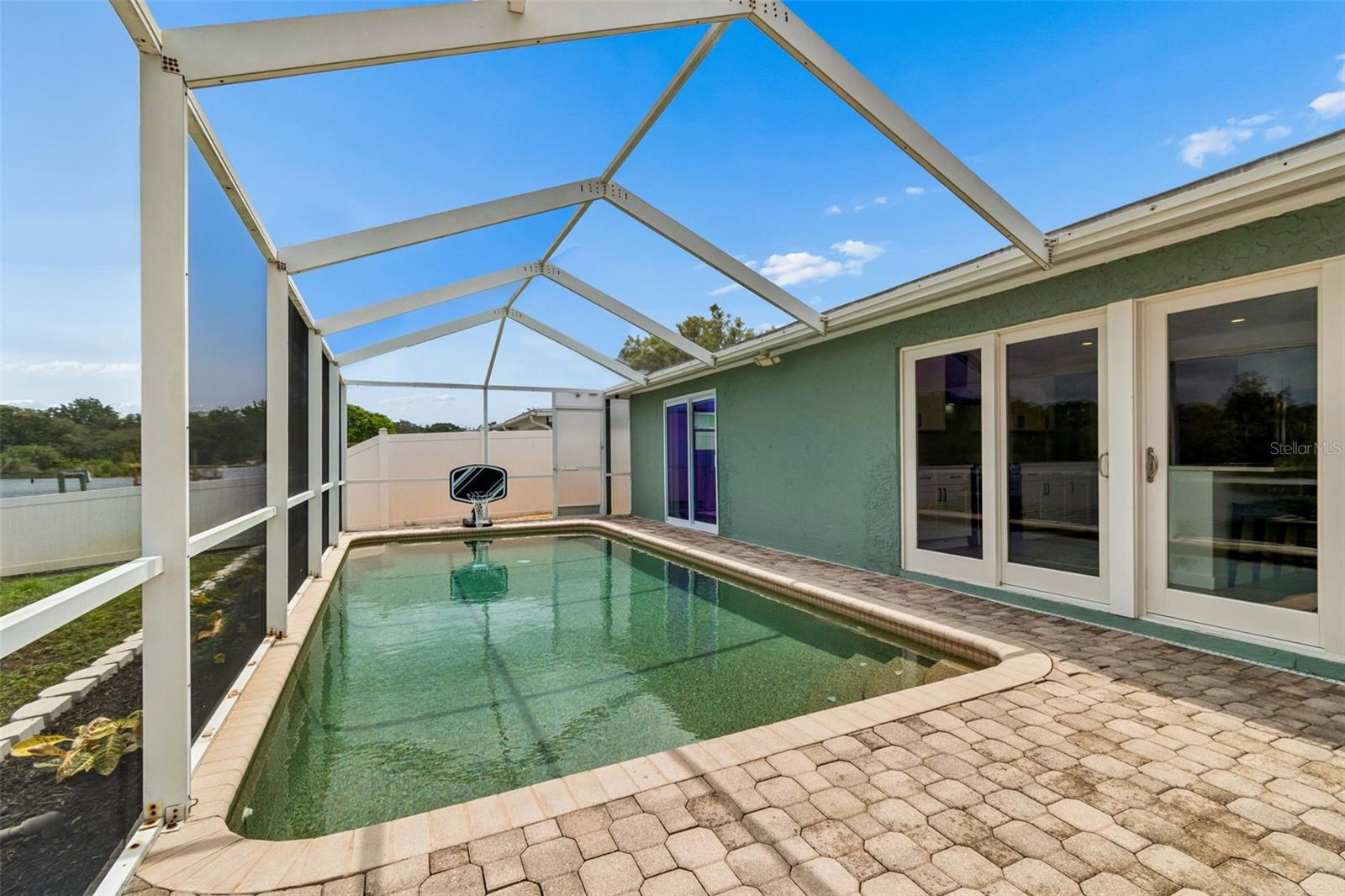 1166 CHANCELLOR DR — photo 3