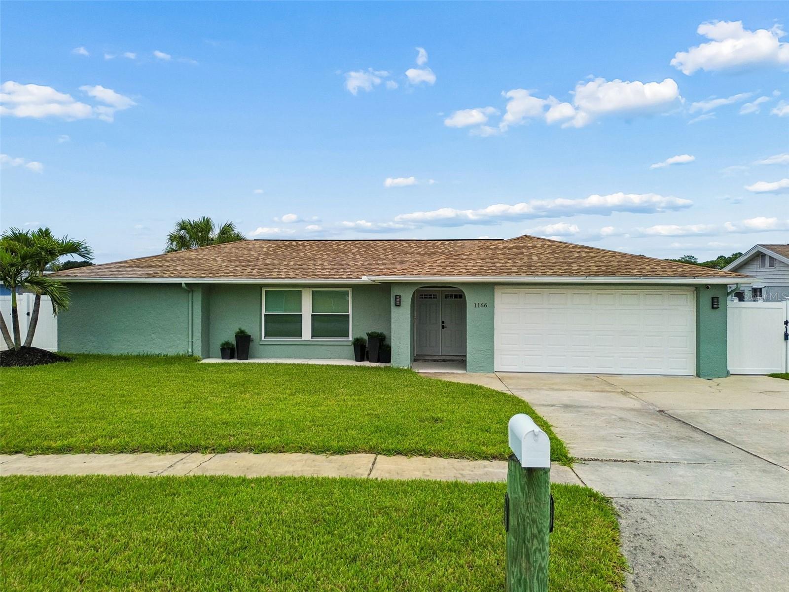 1166 CHANCELLOR DR — photo 80