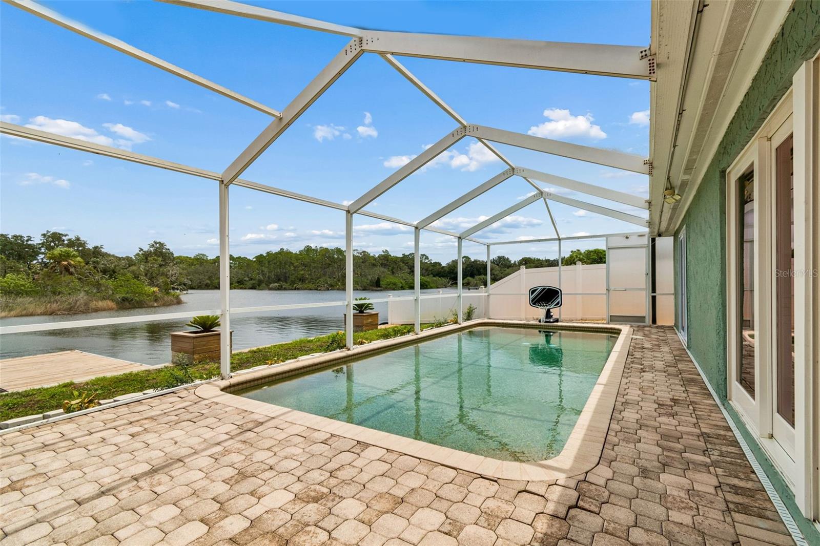 1166 CHANCELLOR DR — photo 61