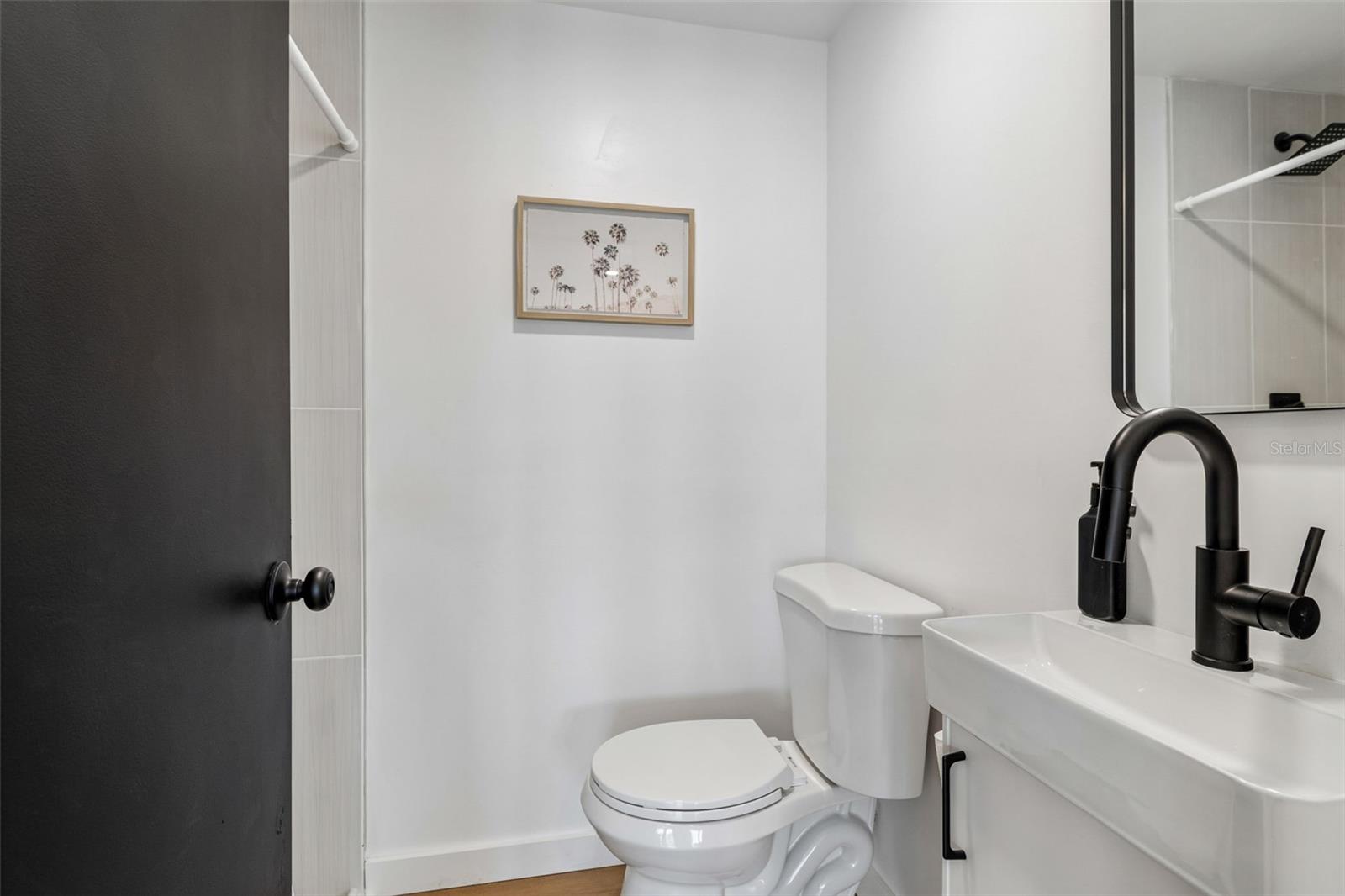 1166 CHANCELLOR DR — photo 46