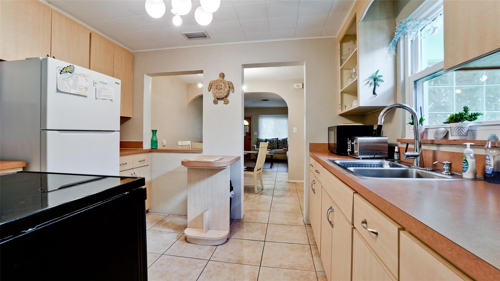 507 MADISON CT — photo 11