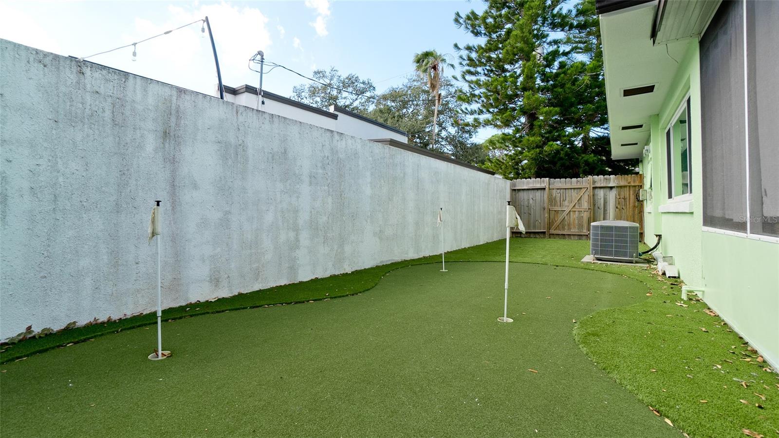 507 MADISON CT — photo 37