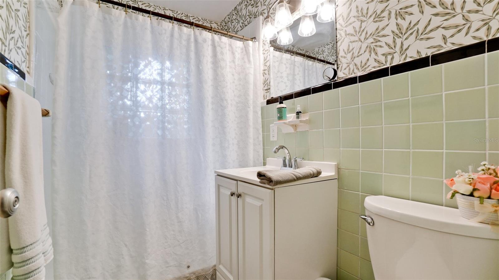 507 MADISON CT — photo 27
