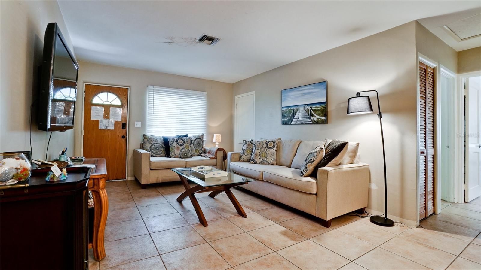 507 MADISON CT — photo 8