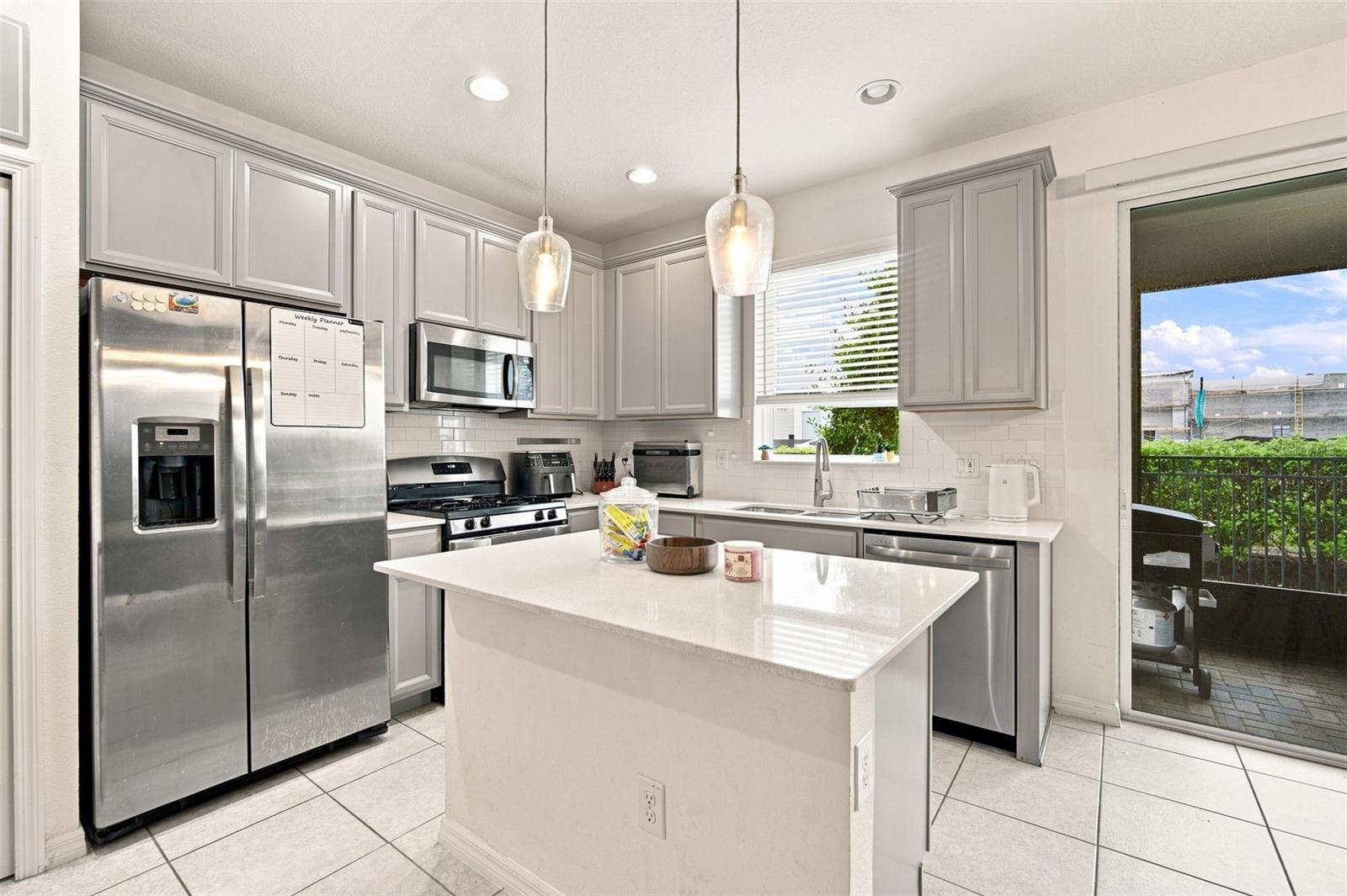6252 CAMINO DR — photo 18