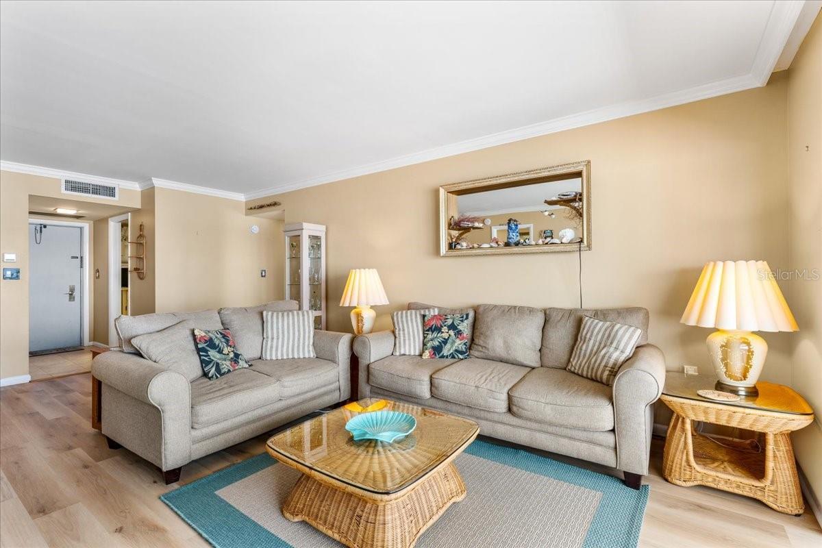 5020 BRITTANY DR S #118 — photo 11