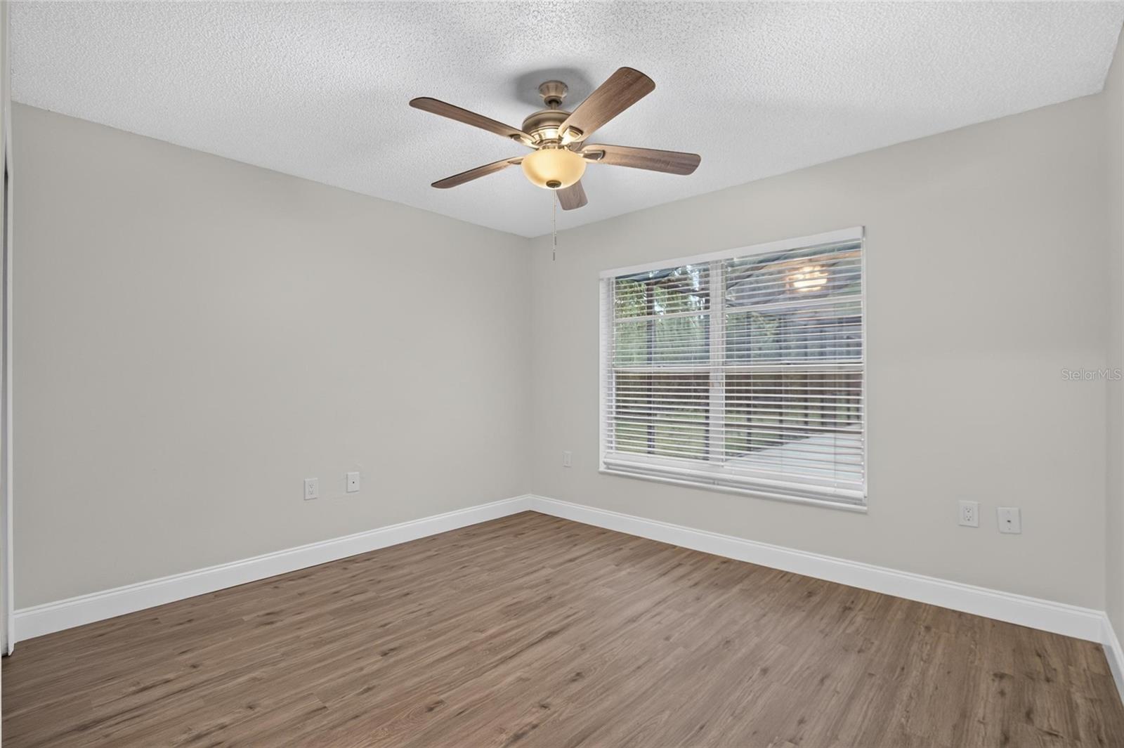 27526 GREEN WILLOW RUN — photo 27
