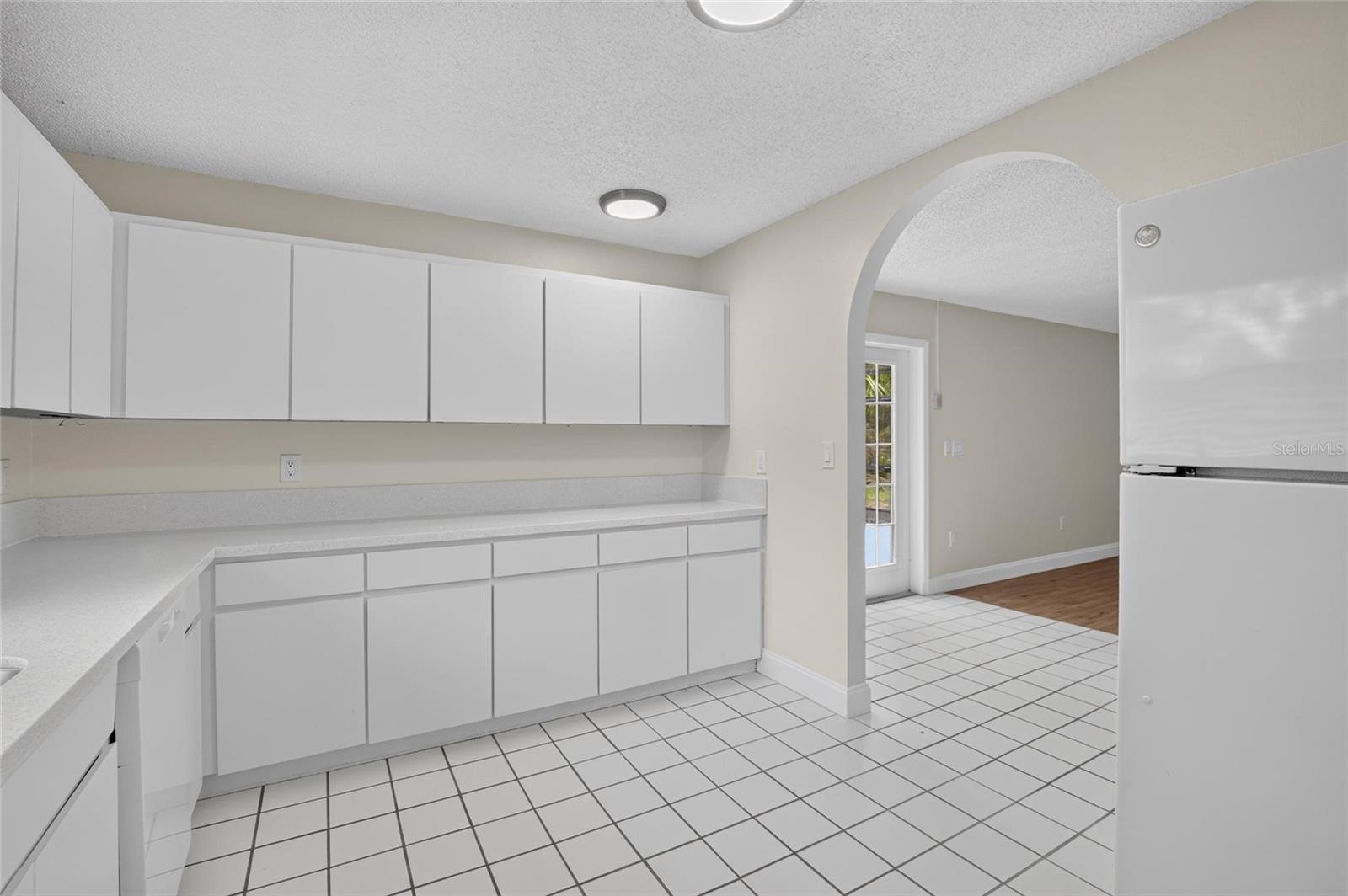27526 GREEN WILLOW RUN — photo 62
