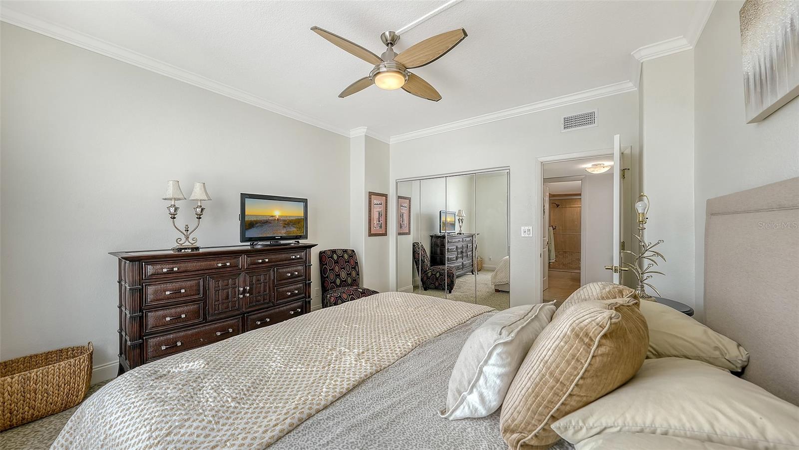1111 N GULFSTREAM AVE #PH-C — photo 30