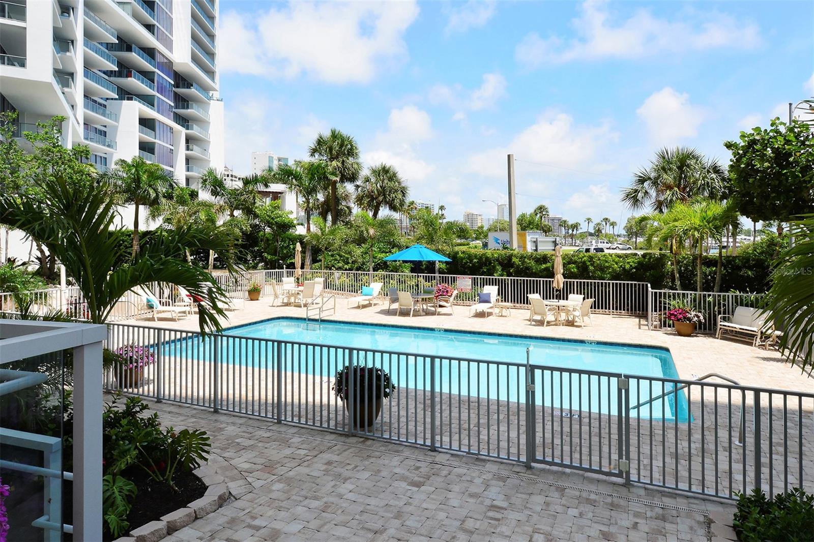 1111 N GULFSTREAM AVE #PH-C — photo 41