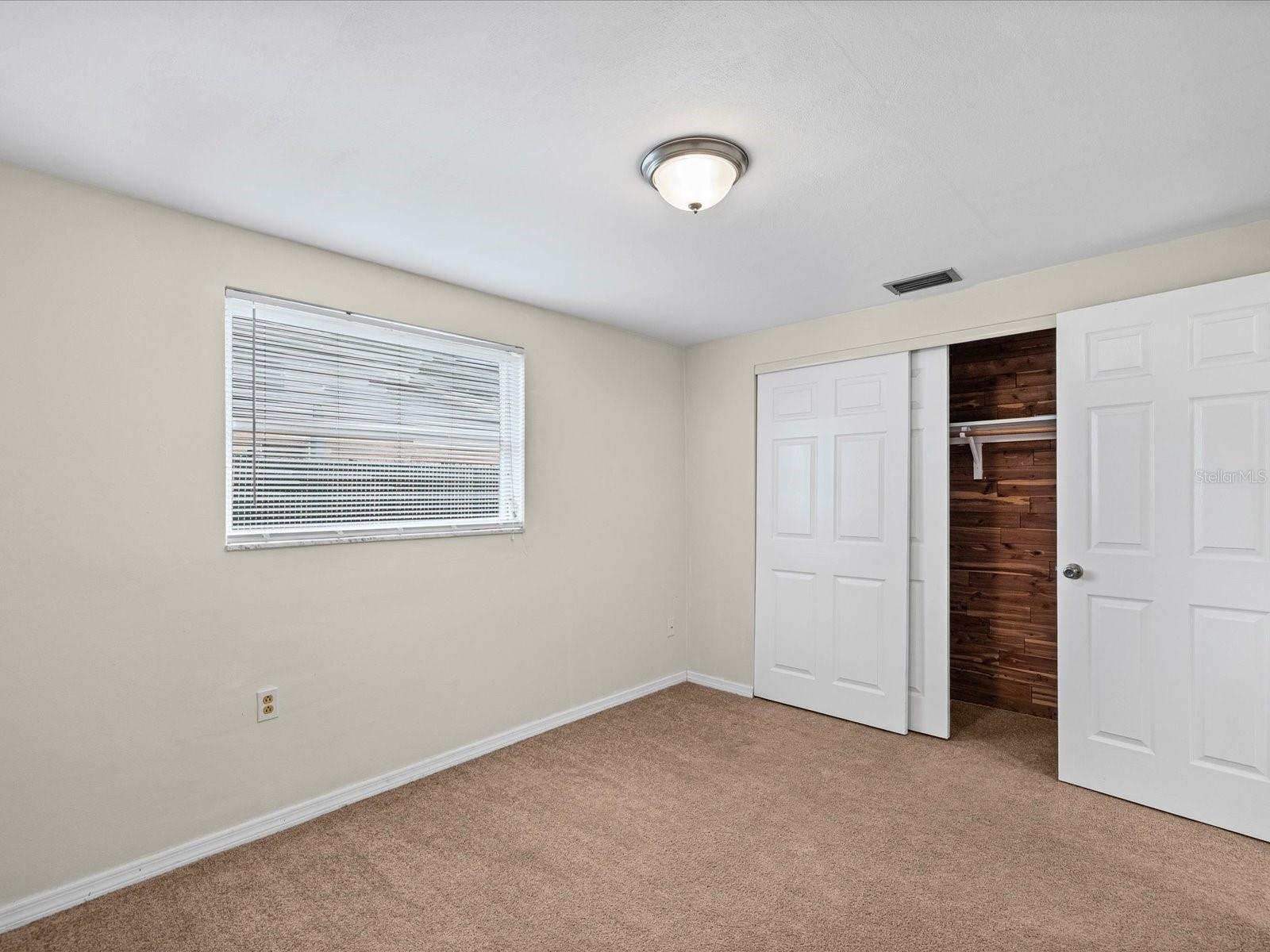 1023 VIKING DR — photo 15