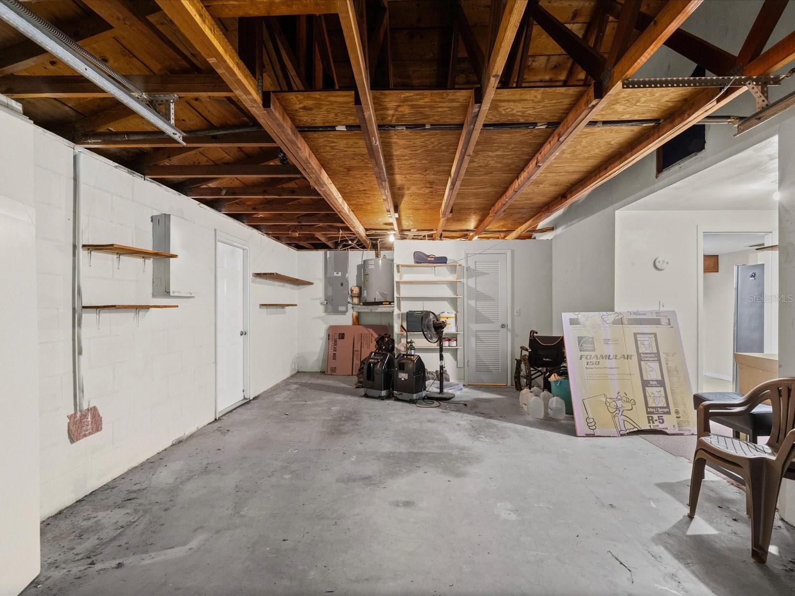 1023 VIKING DR — photo 20