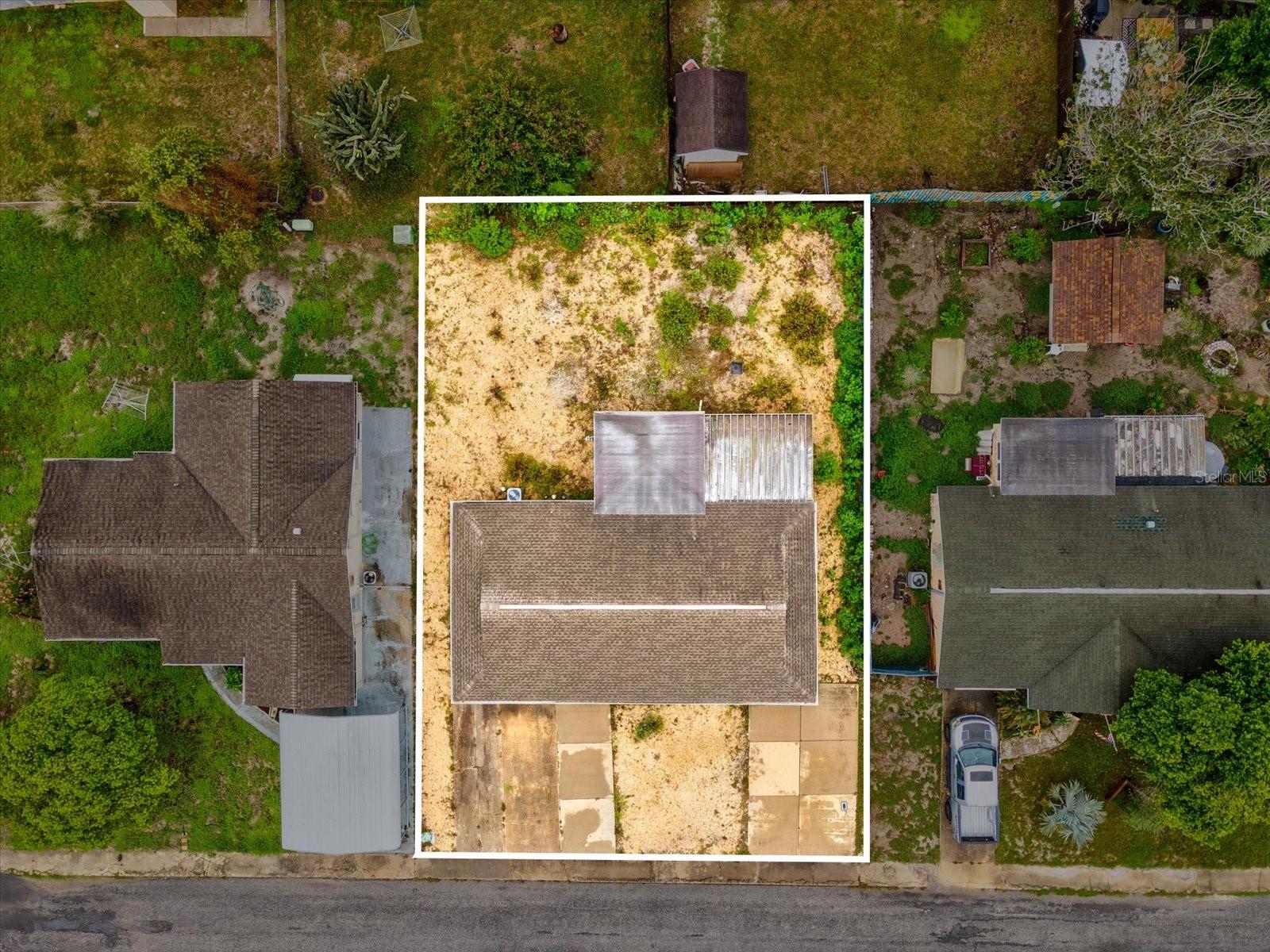1023 VIKING DR — photo 32
