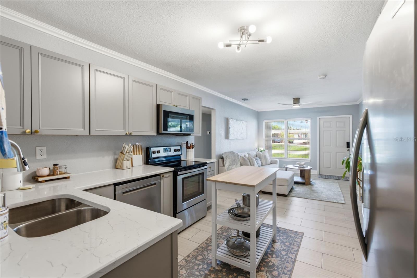 2918 W ELLIS DR — photo 10