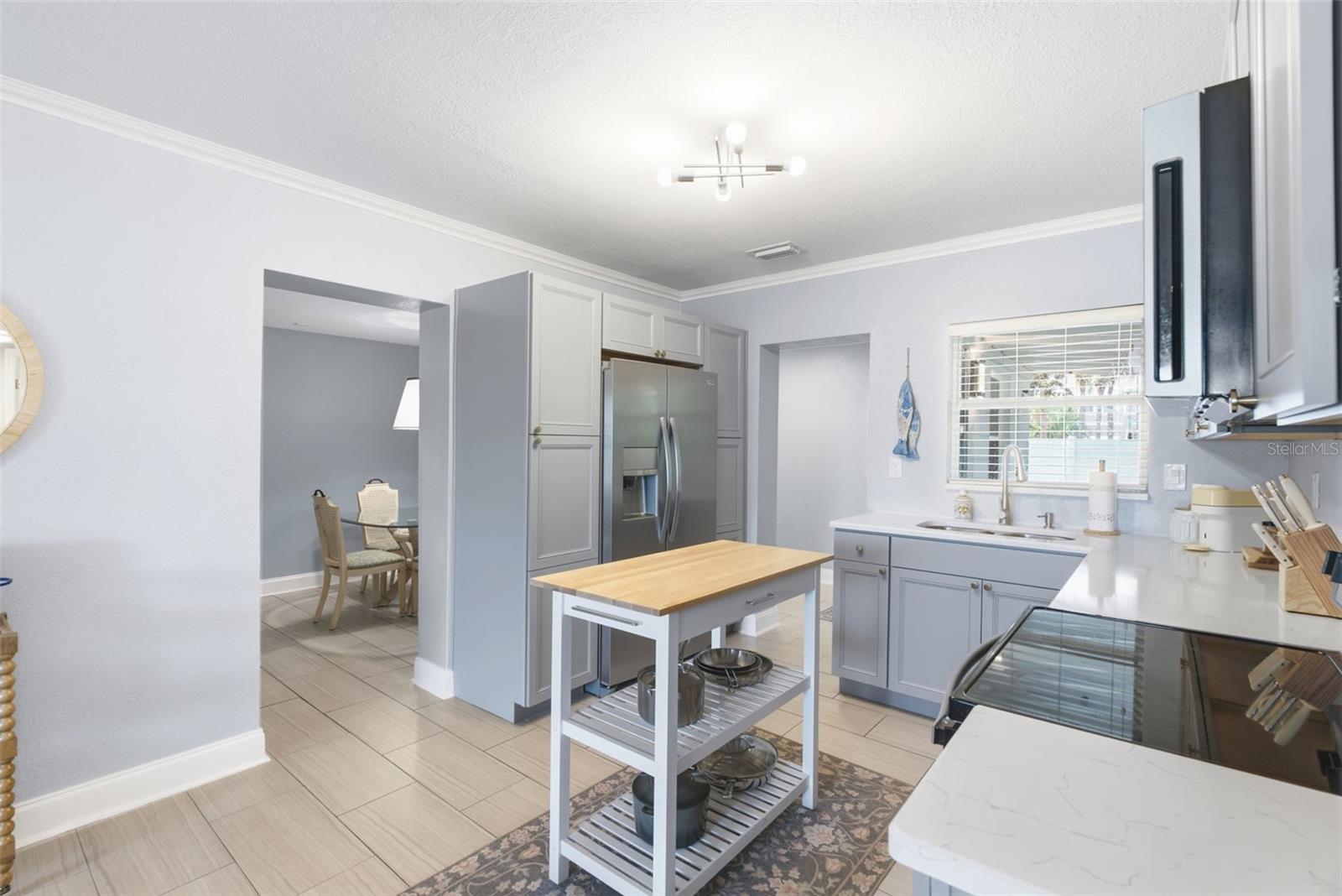 2918 W ELLIS DR — photo 9