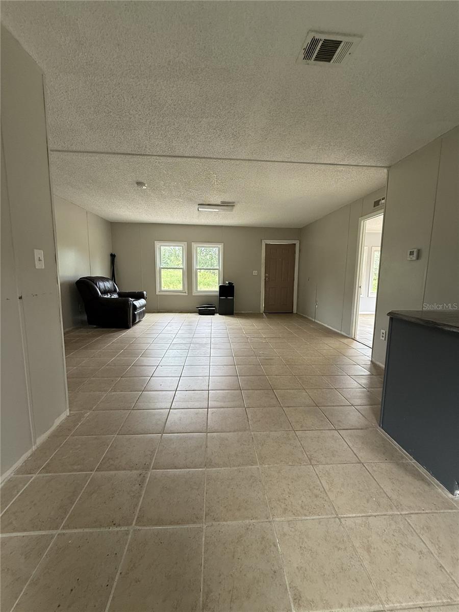 16036 BOSLEY DR — photo 13