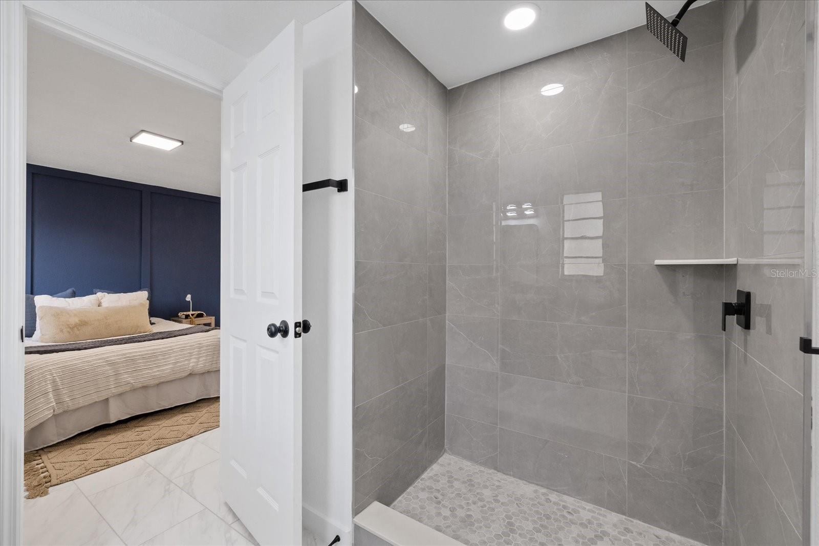 8711 N RIVER FOREST CIR — photo 25