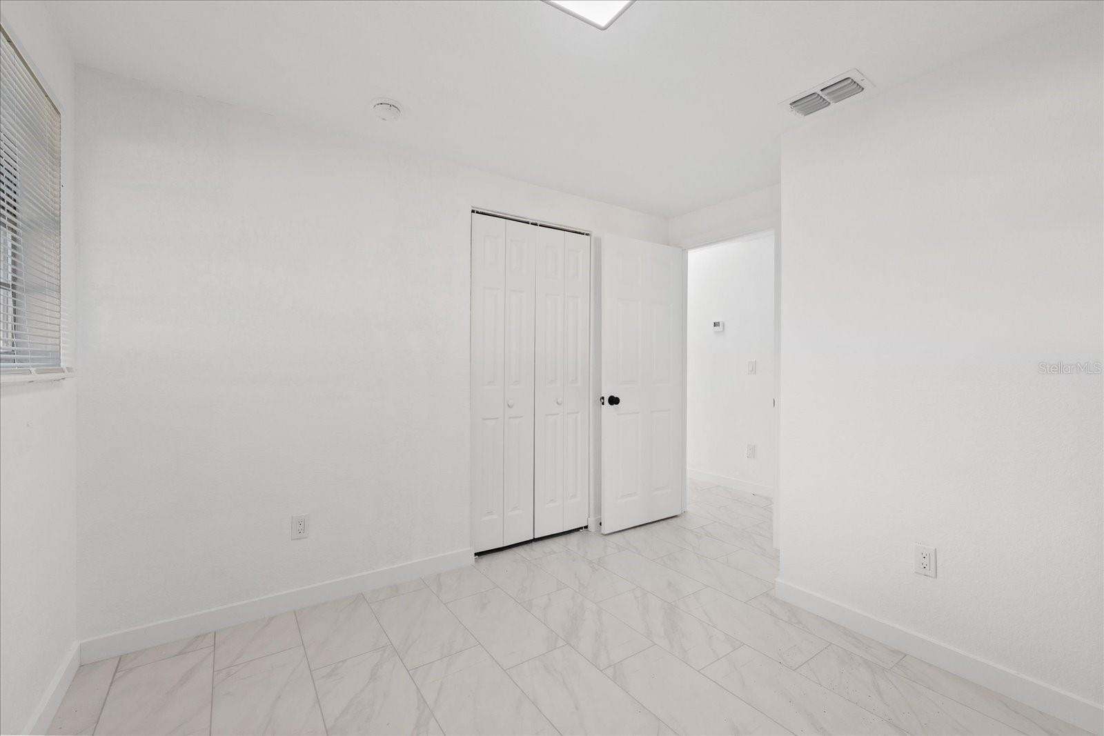 8711 N RIVER FOREST CIR — photo 21