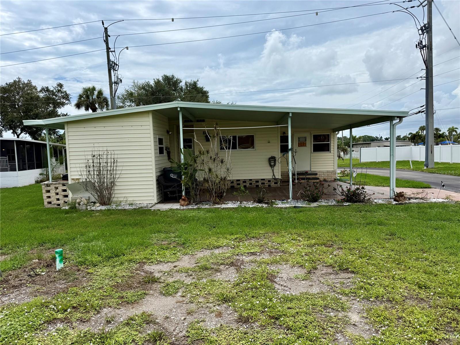 5301 ALGERIA CT — photo 27