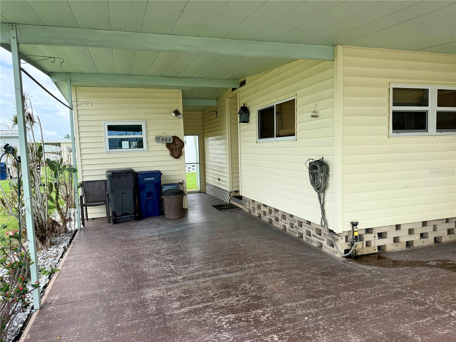 5301 ALGERIA CT — photo 26