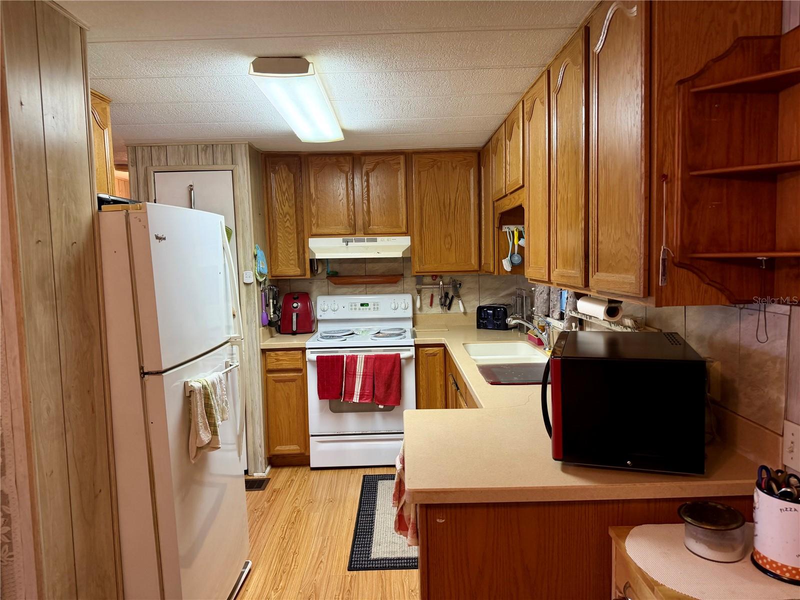 5301 ALGERIA CT — photo 13