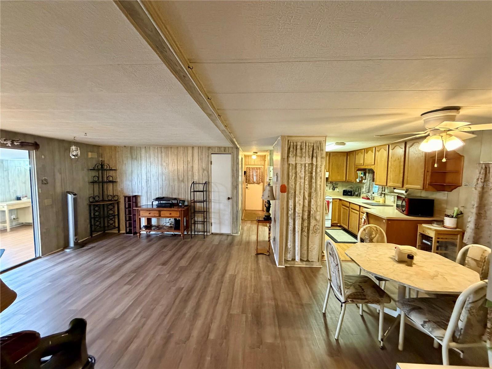 5301 ALGERIA CT — photo 15